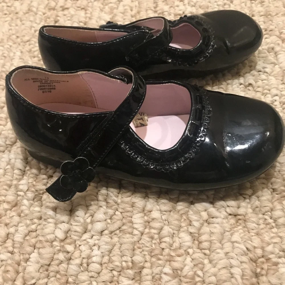 Girls Black Dress shoes